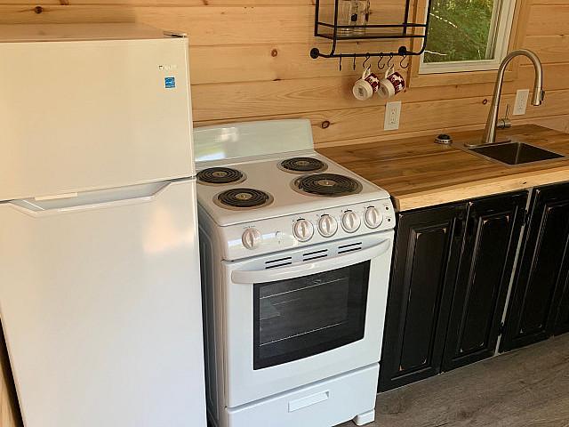 Tiny Home 40 Feet Of Simplicity