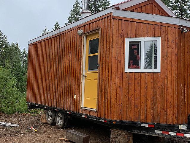 Tiny House / Cabin On Trailer