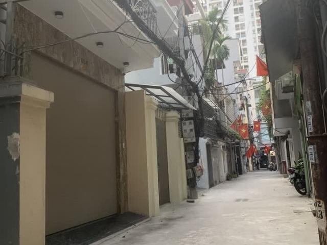 Tin được không? Nhà riêng Trương Định, 100m, MT 8m, ô tô, giá chào 7.5 tỷ LH0865081