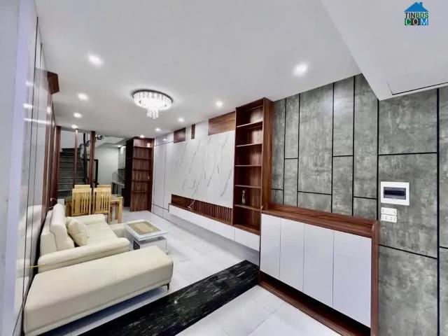 Tin chấn động. Trung Tâm Bồ Đề Chỉ 8. X Tỷ, 41m2, 4 Phòng Ngủ, Ô Tô Cạnh Nhà, Full NT