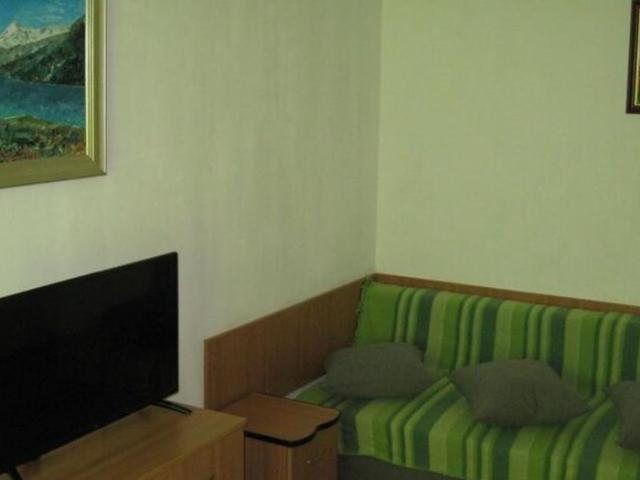 Tineretului, garsoniera, 5 minute metrou, BOILER, bloc mixt, 350 euro