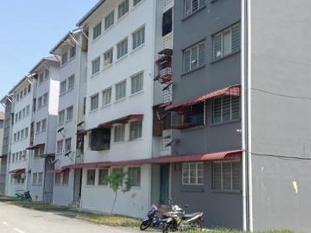 Tingkat Bawah Pangsapuri Taman Tasik Utama Ayer Keroh Melaka