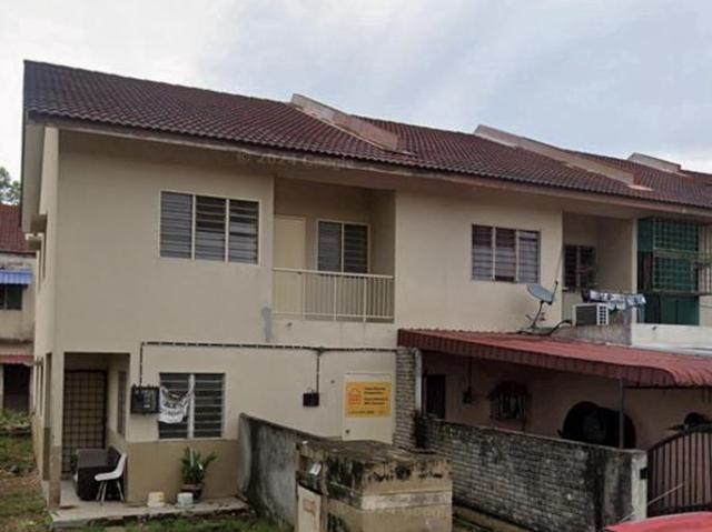 Tingkat 1 blok E12 Jalan DC 56 Desa Coalfields 47000 Sungai Buloh