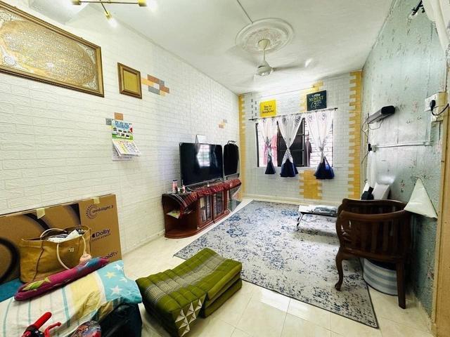 TINGKAT 1 FULL LOAN Flat Taman Kosas Ampang