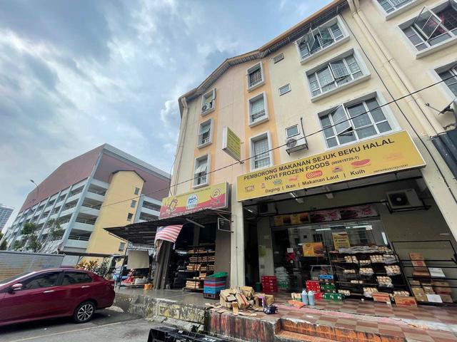 TINGKAT 1 JE FULLY FURNISHED Apt Pusat Komersil Seksyen 7 Shah Alam