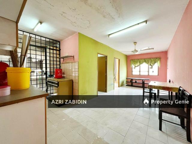 TINGKAT 1 Partly Furnished Apartment Lestari Damansara Damai Untuk Dijual FOR SALE