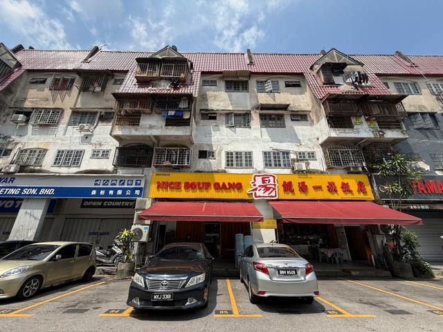 Tingkat 1 taman daya kepong tingkat 1