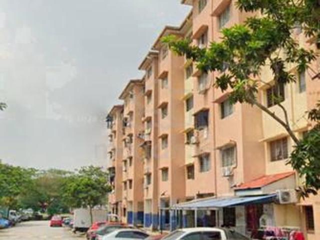 Tingkat 2 block 54 nilam sari seksyen 7 Shah Alam