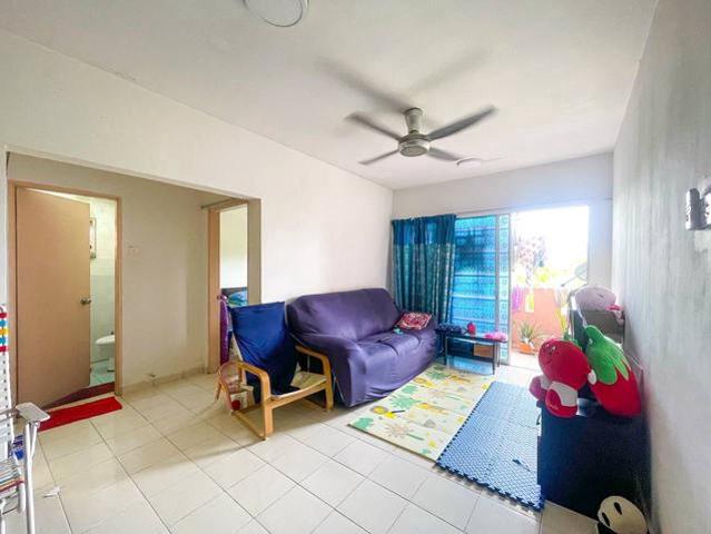 TINGKAT 2 Facing Open Laguna Biru 1 Kundang Rawang Non Bumi FOR SALE
