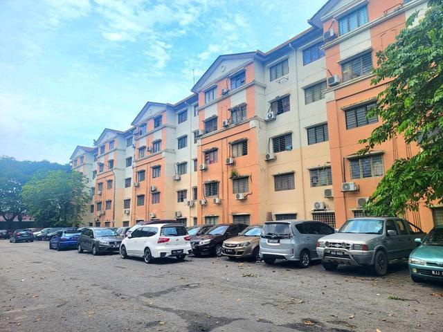 Tingkat 2Pangsapuri Seroja Puchong Indah For Sales