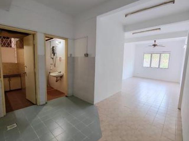 Tingkat 2Reno Orchid Court Apartment Rawang Perdana 2 Rawang