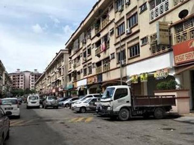 Tingkat 3 Sri Manja Square 1 shop Apartment Petaling Jaya