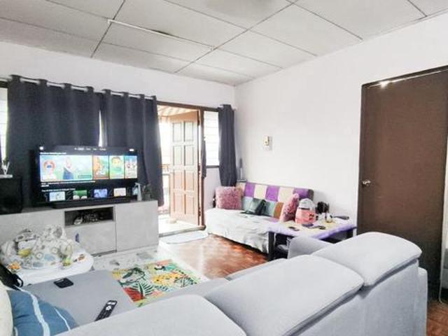 Tingkat 5 Flat PKNS Seksyen 6 Shah Alam