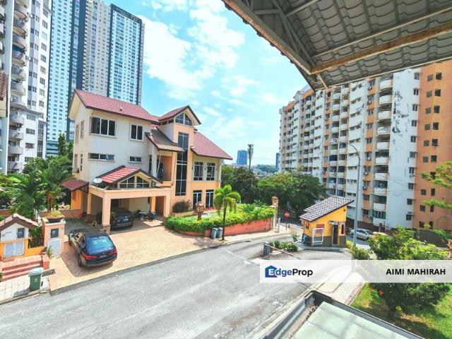 Tiara Villa