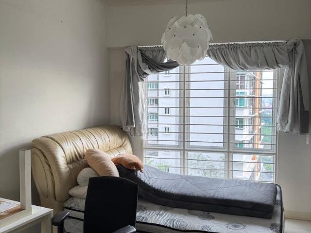 tiara mutiara, condominium