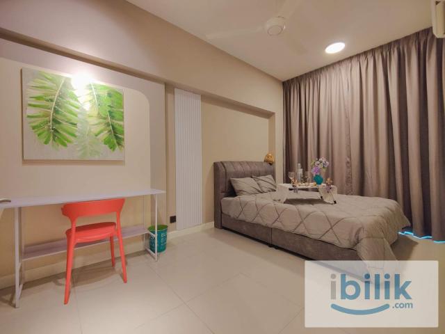 Tiara Mutiara 1 Master Bedroom w Private Bathroom Next to Bloomsvale Gallery, Nest Tower