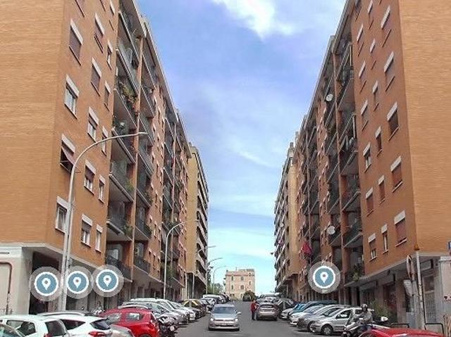 Tiburtina stanza ad uso condiviso