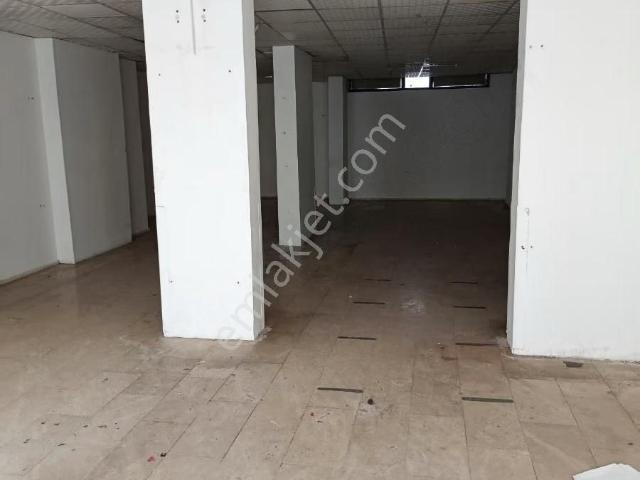 Ticaret Lisesi Civarı Cadde Üstü 240 M2 Dükkan