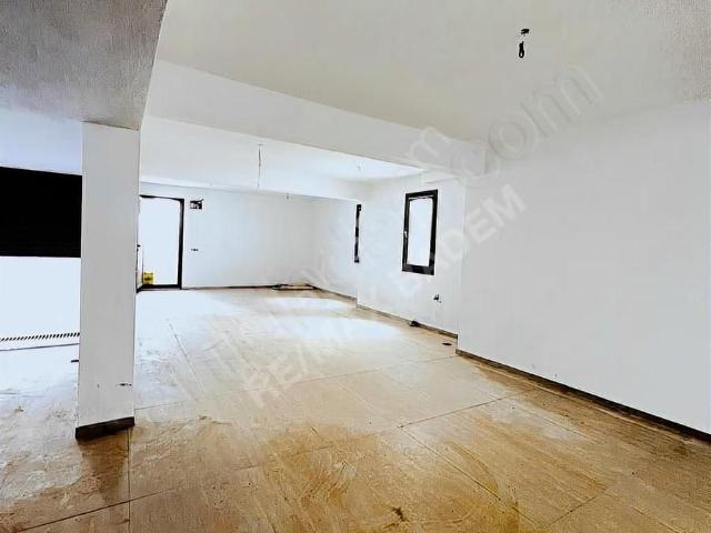Ticari Kiralık Depo | 78 M² | Çift Girişli | Kepenkli | Merkezi