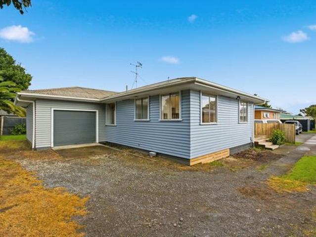 Tidy Home in Great Location