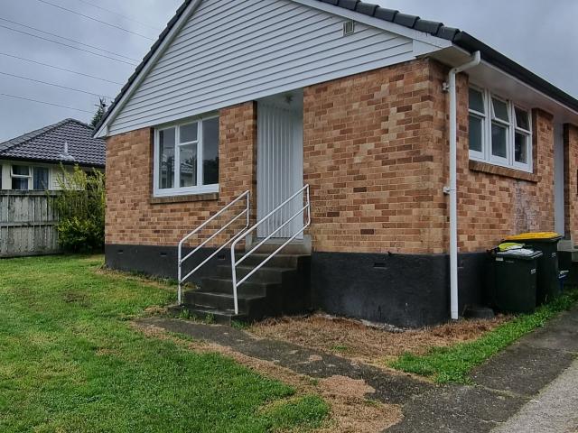 Tidy Home with Fully Fenced Yard