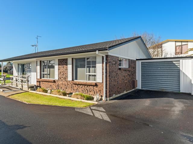 Tidy Two bedroom Home In Great Location