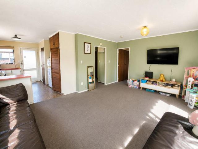 Tidy Two Bedroom Townhouse
