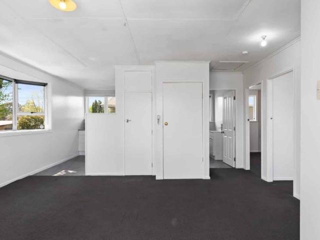 Tidy Two Bedroom Unit
