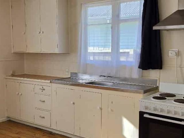 Tidy Three Bedroom