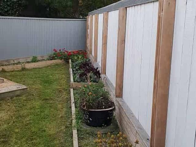 Tidy 2 bedroom near hutt hospital, central hutt