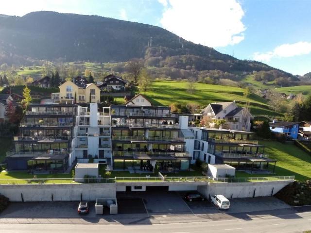 Tiefgaragenparkplatz in Terrassensiedlung