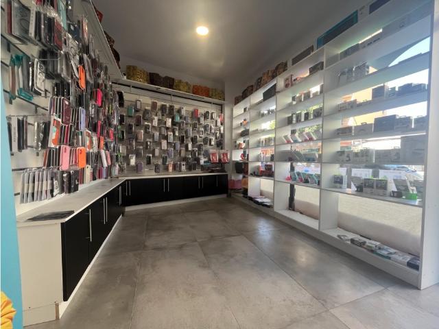 Tienda de electrónica e informática en General Riera