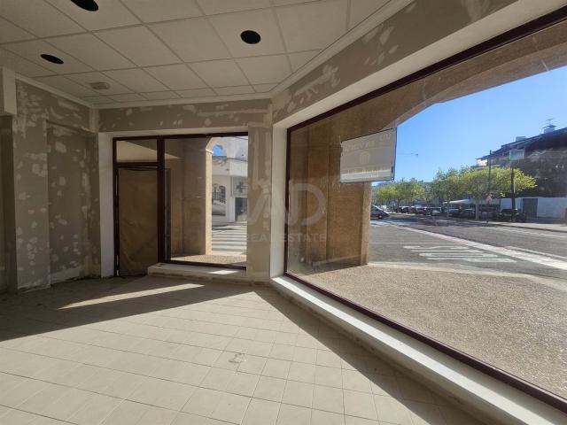 Tienda / local comercial 139.00 m2 139m² Sant Carles de la Rapita