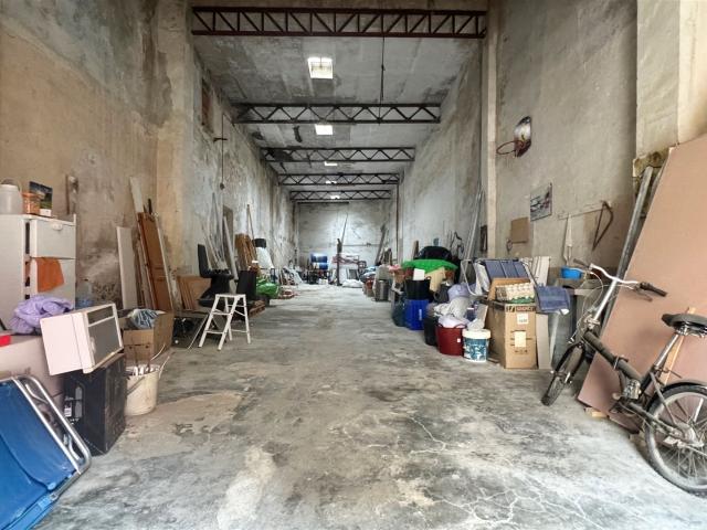 Tienda / local comercial 265.00 m2 265m² Pego