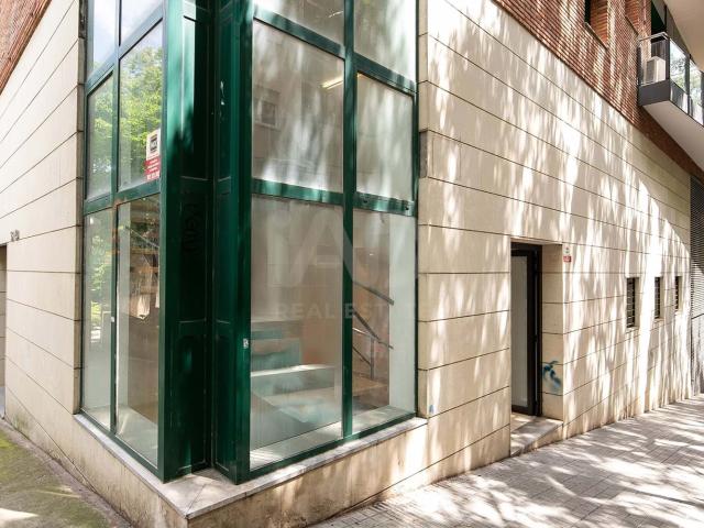 Tienda / local comercial 2 dormitorios 112.00 m2 112m² Barcelona