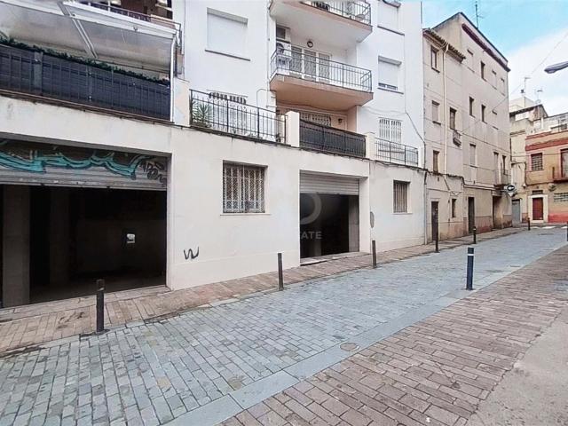Tienda / local comercial 3 dormitorios 350.00 m2 350m² Reus