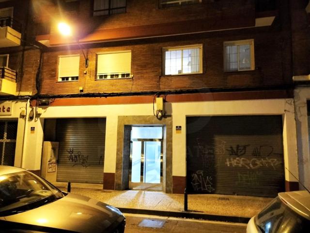 Tienda / local comercial 580.00 m2 580m² Zaragoza