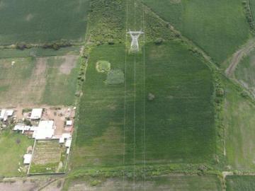 TIENE POZO DE AGUA PROPIO TERRENO