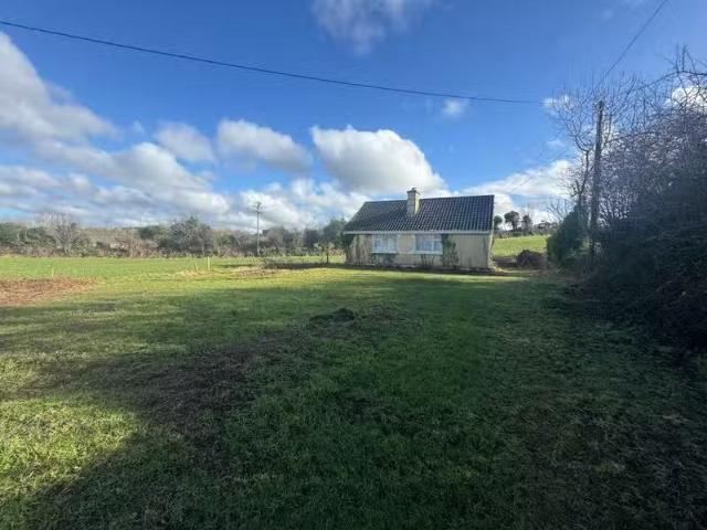Tiernaboul, Killarney, Co. Kerry, V93R6Y0 is for sale
