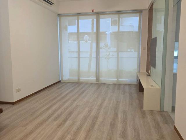 Tierra Vue D15, Condominium