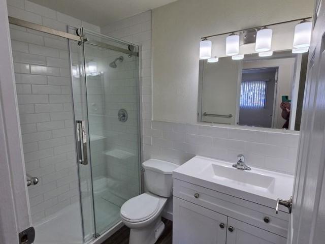 Tiffany Place Apartments 1 Bedroom Apartment for Rent at 4001 Enemark Cres, Prince George, BC V2N 2X8 Pinewood