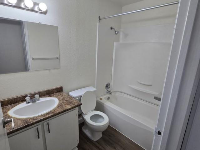 Tiffany Place Apartments 2 Bedroom Apartment for Rent at 4001 Enemark Cres, Prince George, BC V2N 2X8 Pinewood