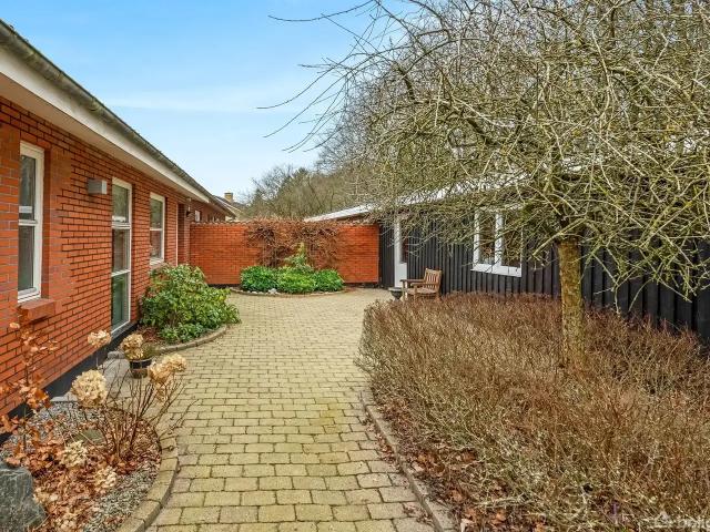 Til salg: Tørrepladsen 27, Thorning, Kjellerup Rækkehus på 91 m² Boligsiden