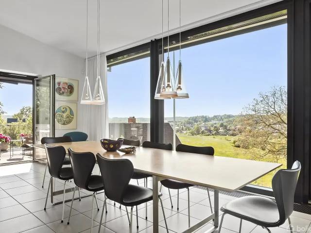 Til salg: Varnæsvej 80, Aabenraa Villa på 279 m² Boligsiden