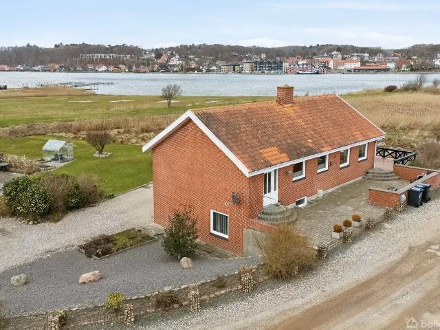 Til salg: Visborgvej 49, Visborg, Hadsund Villa på 262 m² Boligsiden