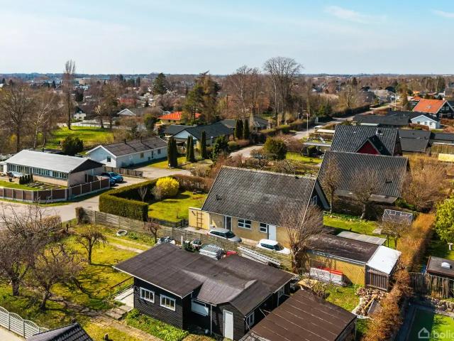 Til salg: Agerdraget 19, Køge Helårsgrund på 408 m² Boligsiden