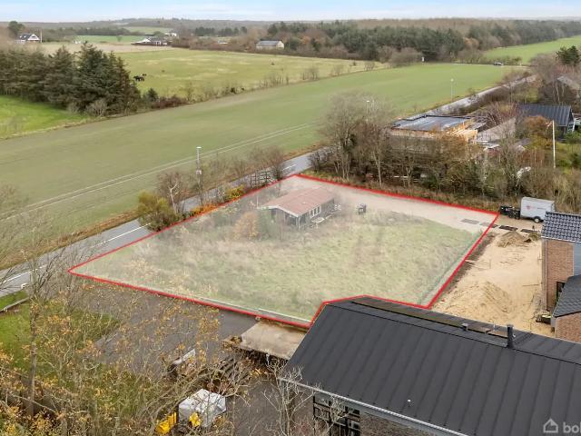 Til salg: Bøgevænget 44, Varde Helårsgrund på 1719 m² Boligsiden