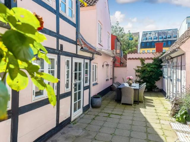 Til salg: Bangs Boder 15, Odense C Rækkehus på 146 m² Boligsiden