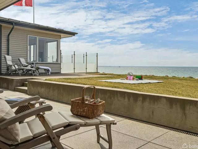 Til salg: Bjørnsknudevej 64, Juelsminde Fritidsbolig på 175 m² Boligsiden