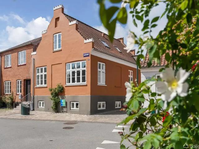 Til salg: Bjerggade 1, Kolding Rækkehus på 183 m² Boligsiden